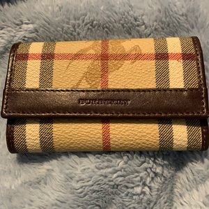 Burberry key case